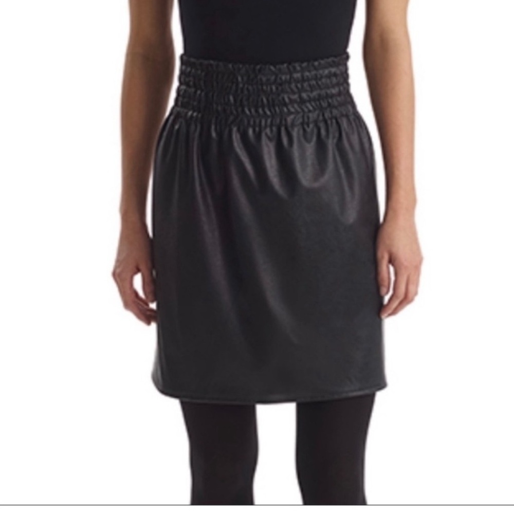 Elegant Black faux leather skirt NWOT